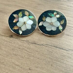 Vintage Alpaca Mexico Floral Inlay Clip On Earrings
